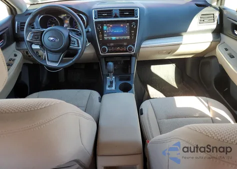 2019 Subaru Outback 2.5I Premium из США, поврежденный, VIN 4S4BSAFC9K3246536